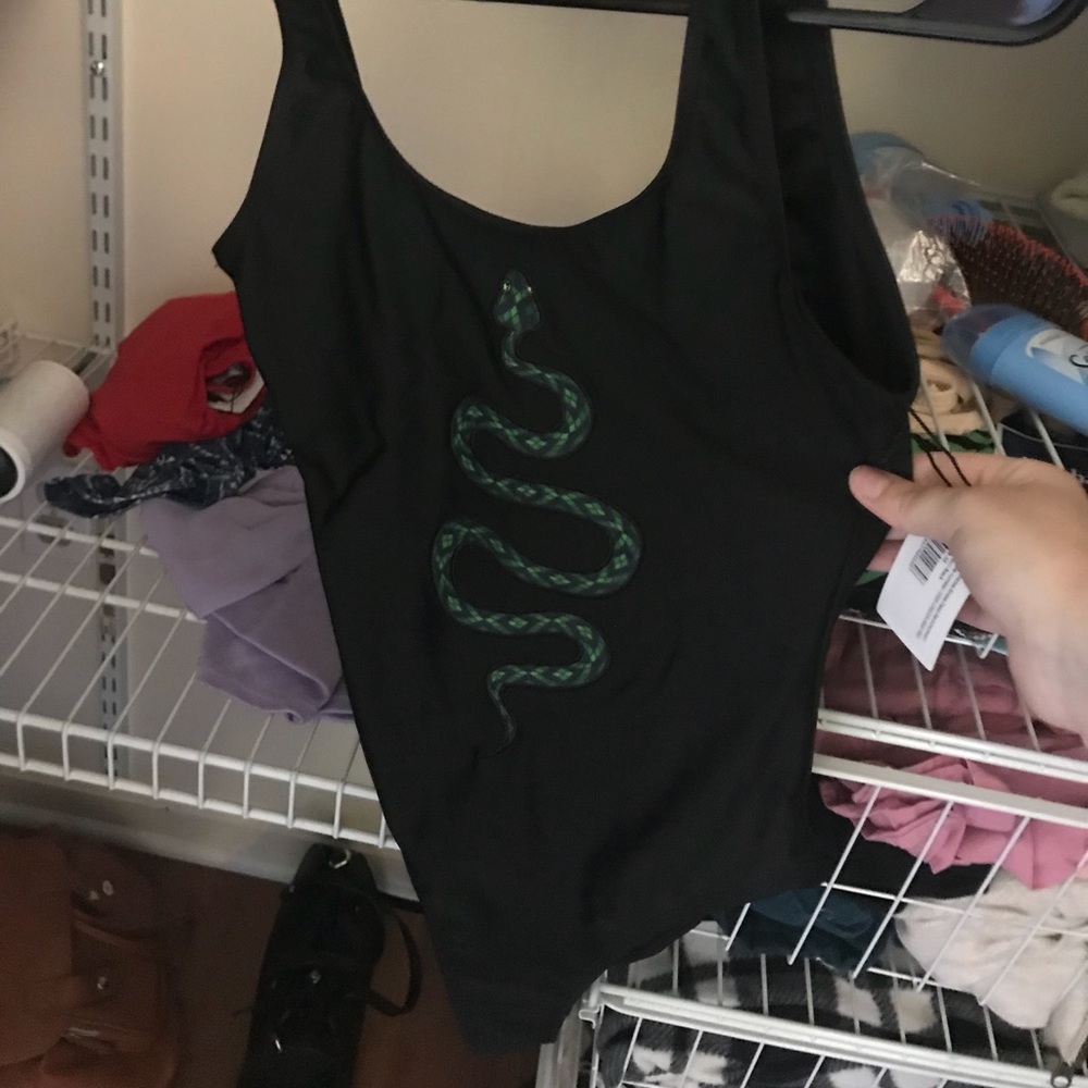 🌸 SNAKE SWIMSUIT WITH TAGS🌸